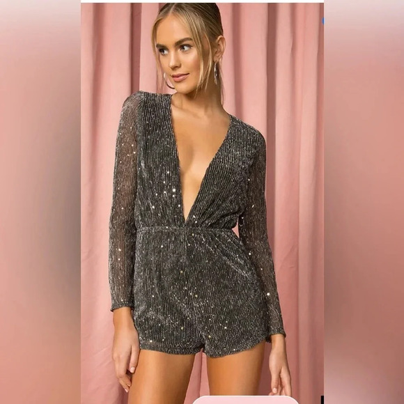 Superdown whitney deep v romper M - Picture 1 of 7